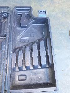 Fuller 100 pc. Socket & Tool Set #997-8109 Hard Plastic Case - Photo 7