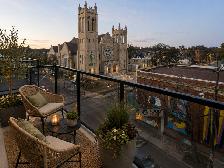 STUNNING 2 Bed 2 Bath Apartment - In the Heart of West Broadway! - Photo 3
