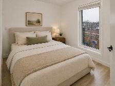 STUNNING 2 Bed 2 Bath Apartment - In the Heart of West Broadway! - Photo 4