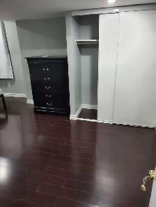 Fully Furnished Basement 2 bedroom Near Sq1 - Photo 2