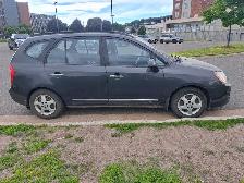 2008 Kia Rondo EX - Low KM - As Is $3,200.00 OBO - Photo 5