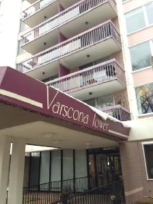Condo for rent - Photo 2