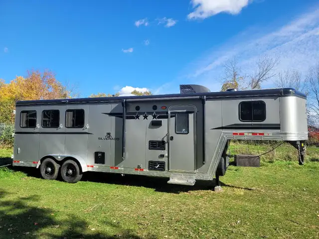 Remorque habitable 2025 3 chevaux a vendre