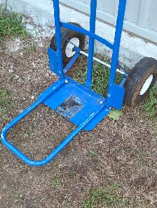 400 lb Flip-Down Hand Truck Moving Cart - Photo 4