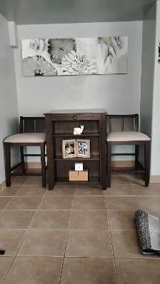 Kitchen table