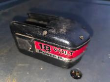 7 Milwaukee 18V Power Plus Old Style Batteries Need Work - Photo 9