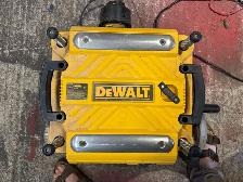 DeWalt DW735 13" Thickness Planer - Photo 4