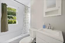 Private room rent in Central Avenue - Photo 8