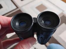 Vintage small binoculars with case - Photo 2