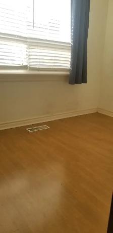NEAR VICTORIA PARK SUBWAY ONE BEDROOM AVAILABLE IN MAIN FLOOR - Photo 6