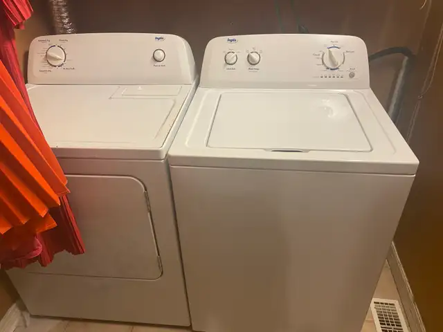 Inglis Washer and Dryer Set