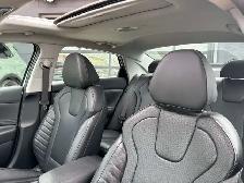 2024 Hyundai ELANTRA Luxury | Leather | Sunroof | Nav | - Photo 2