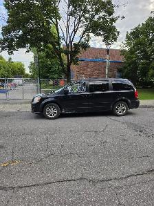 Dodge Grand Caravan - Photo 4