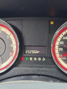 Dodge Grand Caravan - Photo 8