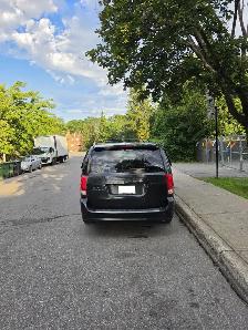 Dodge Grand Caravan - Photo 10