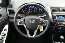 2016 Hyundai Accent SE Sunroof, Alloys, Heated Seats, A/C, LOW K - Photo 22
