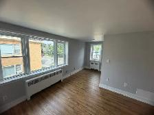 All inclusive, beautifully Renovated & Close 2 hospital & shoppi - Photo 8