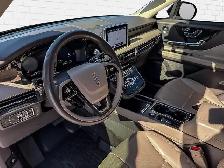 2021 Lincoln Corsair Reserve | Panoramic Sunroof - Photo 17