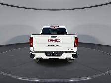 2026 GMC Sierra 1500 AT4 - Photo 9