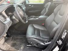 2018 Volvo XC60 MOMENTUM AWD LEATHER PAN/ROOF B/SPOT REAR CAMERA - Photo 27