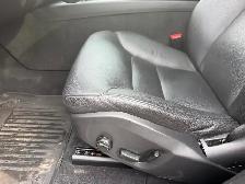 2018 Volvo XC60 MOMENTUM AWD LEATHER PAN/ROOF B/SPOT REAR CAMERA - Photo 28