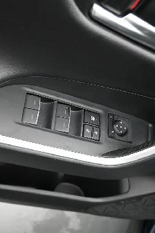 2024 Toyota RAV4 Hybrid LIMITED AWD | Clean CARFAX | 27,084 km | - Photo 17