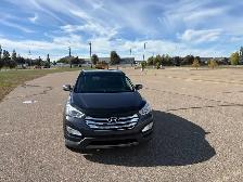 2015 Hyundai Santa Fe  $9500 obo - Photo 2