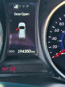 2015 Hyundai Santa Fe  $9500 obo - Photo 5