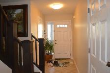 Beautiful 3 bedroom 3 baths - detached house for rent - Photo 4