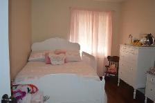 Beautiful 3 bedroom 3 baths - detached house for rent - Photo 8