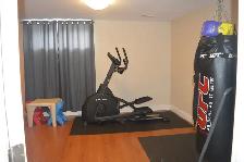 Beautiful 3 bedroom 3 baths - detached house for rent - Photo 9