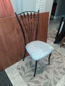 dining table & chairs