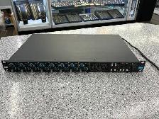 Focusrite OctoPre MKII Dynamic 8-Channel Mic Preamplifier - Photo 2