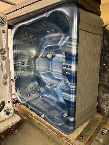 Hot Tubs Sale! All tubs must go! - Photo 4