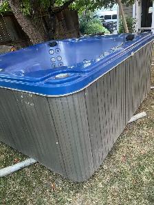 Hot Tubs Sale! All tubs must go! - Photo 10