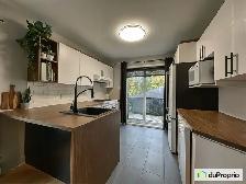 $439,000 - Semi-detached for sale in St-Michel - Photo 3