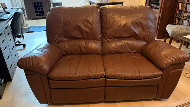Causeuse et sofa en cuir ELRAN