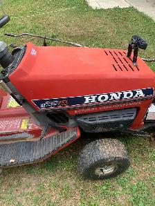 snow blower /tractor - Photo 2