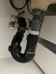 PLUMBING - Photo 3