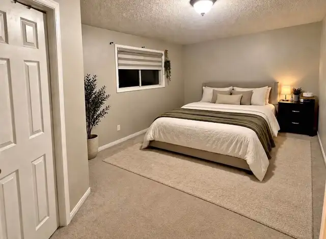WOMEN ONLY SHARED TOWNHOUSE. PRIVATE WASHROOM FULLY FURNISHED