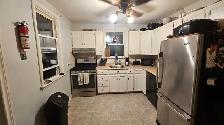Beautiful house for rent on the mountain in Hamilton - Photo 2