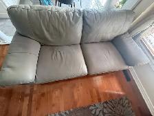 Grey Leather Sofa Set with matching Carpet - Photo 4