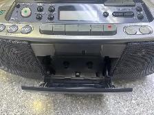 Sony CFD-S03CP CD/Radio Cassette Player - Photo 3