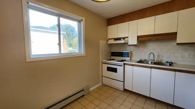 ONE-BEDROOM APARTMENT at 139 SPEEDVALE AVE. WEST, Guelph, ON