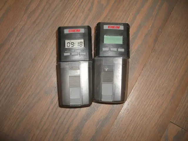 FOR SALE 2 EHEIM FEEDERS $40, 2 LARGE WAVE MAKERS $50
