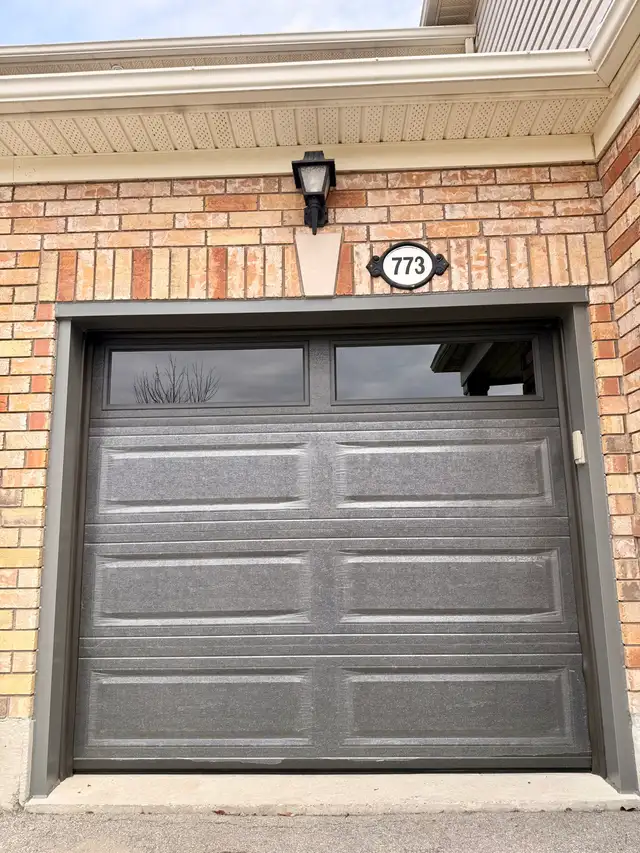 ⭐️NEW GARAGE DOORS⭐️