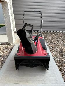 Snowblower - Photo 2