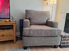 Fauteuil gris hyper confortable