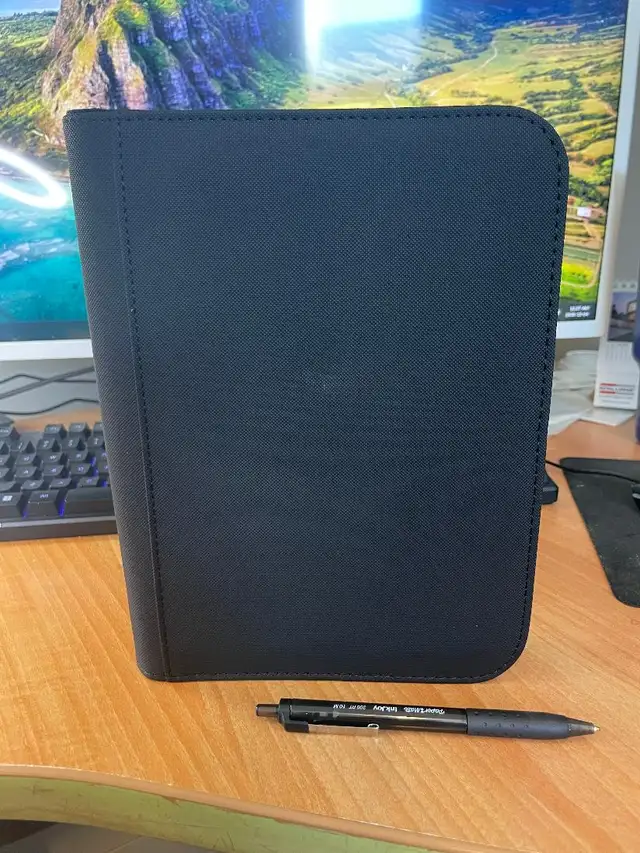 Mini Trading Card Folder (New) 20 Pages Black 8' X 10'