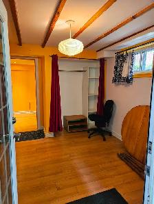 À LOUER GRAND 3 ½ DEMI-SOUS-SOL, SEMI-MEUBLÉ, RÉNOVÉ, 990 $ - Photo 6